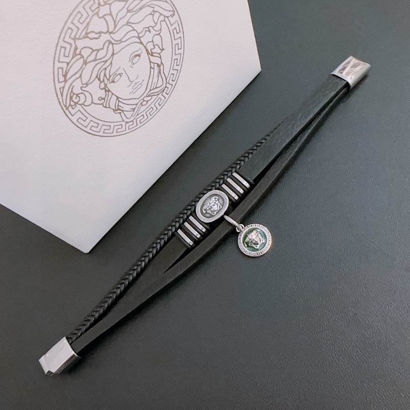 Versace bracelet 11yxx15